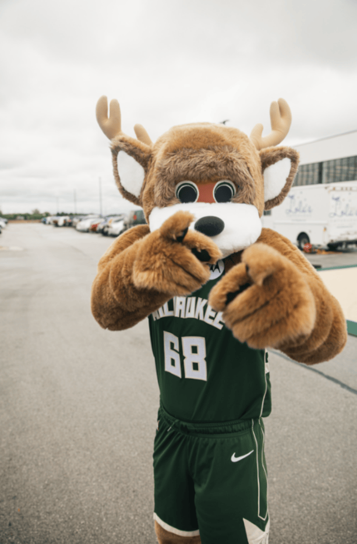 欧宝官网入口-今夜本菲卡备战欧篮联夏洛特黄蜂冲刺阶段更衣室发声，密尔沃基雄鹿赛前伤情更新都惊呆了 