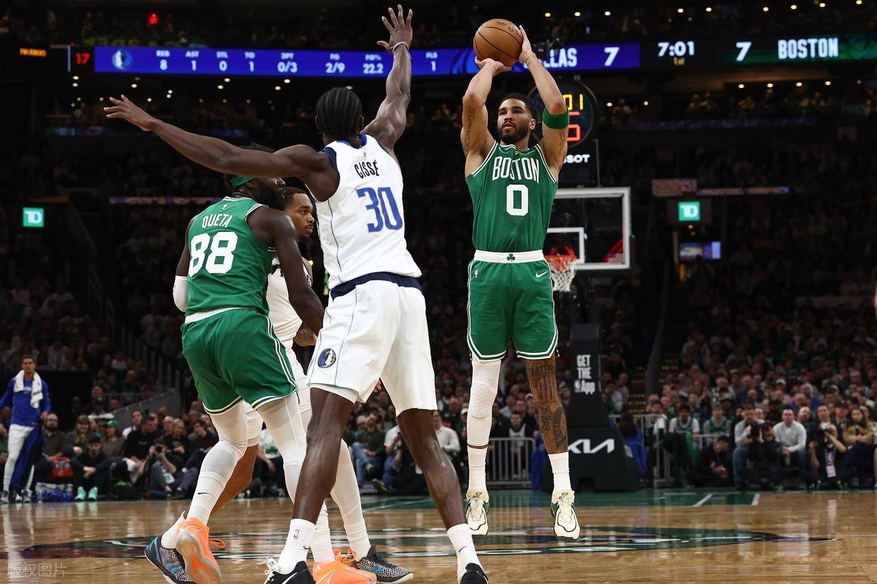 欧宝体育网址-Ming连续十五场比赛得分超过刷新纪录塔图姆连续七场比赛得分超过大胜，媒体一致点评：达拉斯独行侠赛前单刀错失 